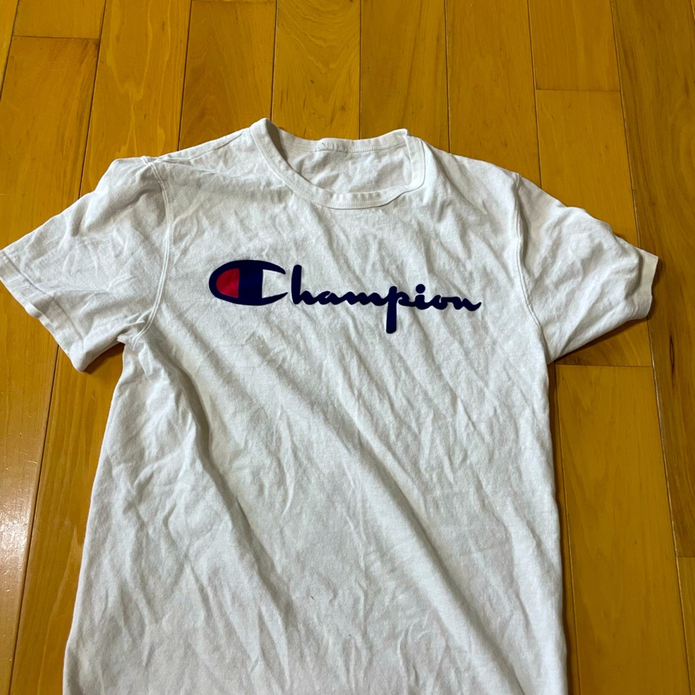 chanpion shirt